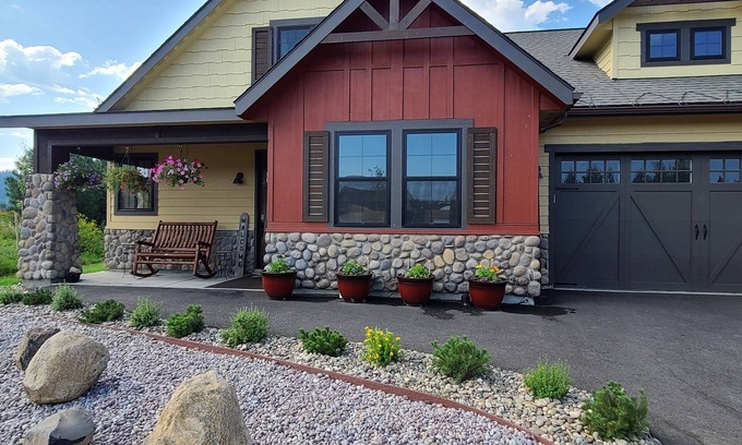 McCall Casa | Mountain Solar Home, capacidad para 10 personas
