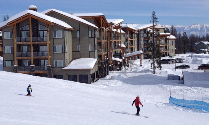 East Kootenay Hotel | Mountain Spirit Resort