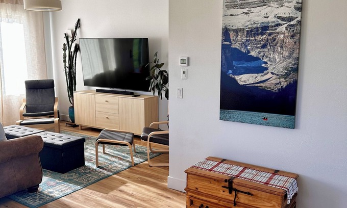 East Glacier Park Village Casa | Mountain Time House, Newly Built, Unobstructed Mountain View’s
