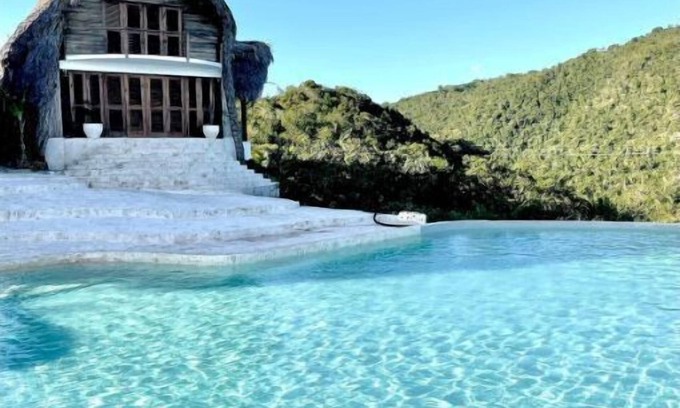 Samana Villa | Mountain top villa- breathtaking views & huge pool
