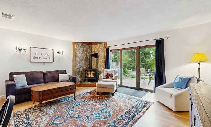 Waterville Valley Casa | Dog friendly Mountain Townhome w/ pool access, private patio, walk to town