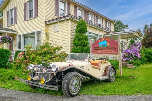 Maplecrest Cama Y Desayuno | Mountain Treasure Bed and Breakfast
