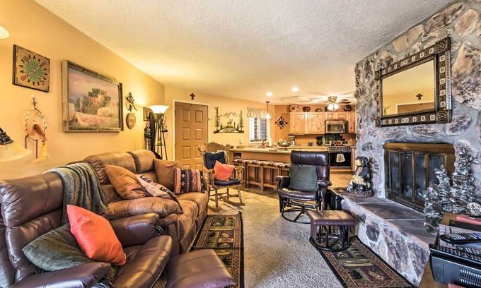 Angel Fire Condominio | ¡NUEVO! Mtn-View Angel Fire Condo, <1 Mile to Resort!