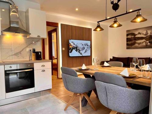 Kandersteg Apartamento | Mountain View Apartment
