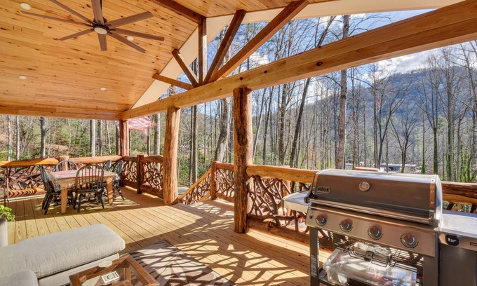 Clayton Cabina | Mountain-View Cabin ~ 2 Mi to Downtown Clayton!