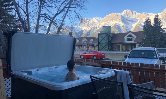 Teepee Town Casa | Mountain View Escape with Private Hot Tub & Patio