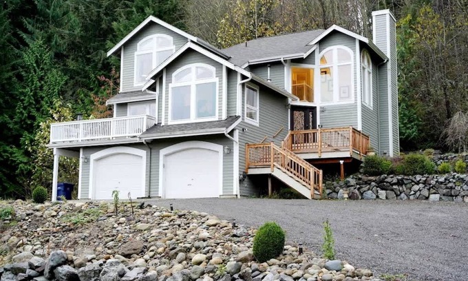 Snohomish Casa | Mountain View Estate Forest Hot Tub Full Arcade