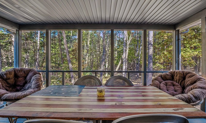 Berkeley Springs Casa | Mountain View Hideaway- A Fun Time Away!