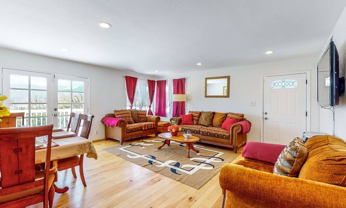Lake Elsinore Casa | Mountain-view home with private pool, putting green, grill, & dog-friendly yard