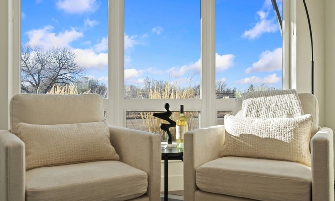 Old Town North Casa | Mountain View Home w/ King Beds & Rooftop Deck
