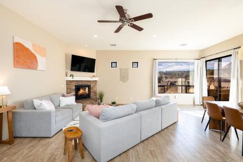 Uptown Sedona Casa | Mountain View Lookout-Uptown Walkable Red Rock Views