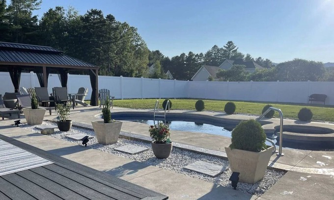 West Glens Falls Casa | Mountain View Oasis