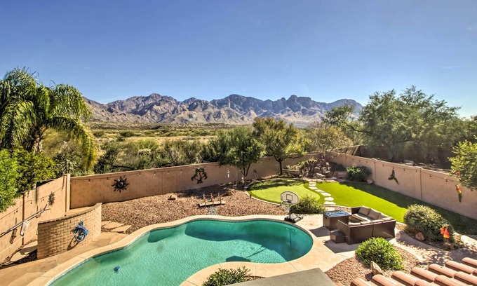 Rancho Vistoso Casa | Mountain View Paradise - Family Friendly, Heated Pool and Putting Green