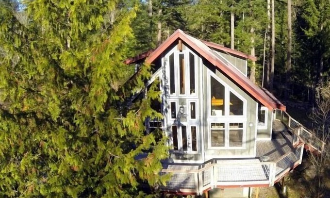 Warnick Casa | Vista a la montaña, pisos radiantes, chimenea de gas, gran pozo de fuego, ideal para familias.