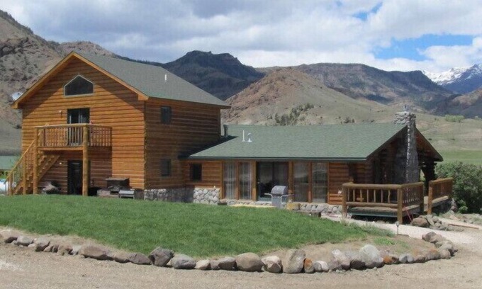 Wapiti Cabina | Mountain View Resort - Vistas a la montaña, cerca de Yellowstone