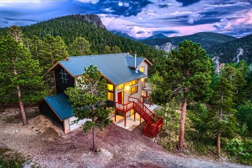 Rollinsville Casa | Mountain View Retreat home