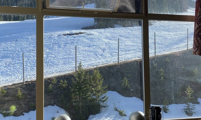Okanagan-Similkameen Condominio | Mountain View, ski in -ski out