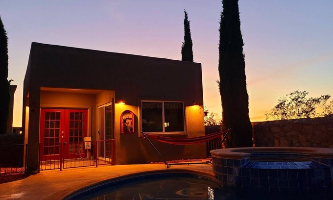 El Paso Cabaña | Mountain View Southwest Casita