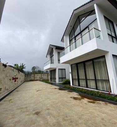 Purbalingga Casa | Mountain View Villa Serang