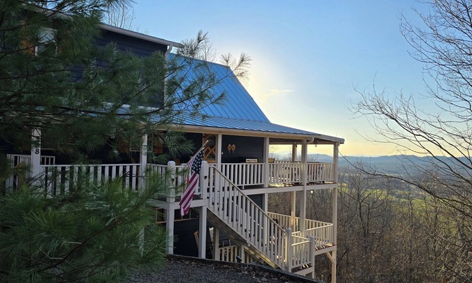 Murphy Casa | Mountain Views- Appalachian Mtns / Smokies. Waterfalls, trails, casino nearby!