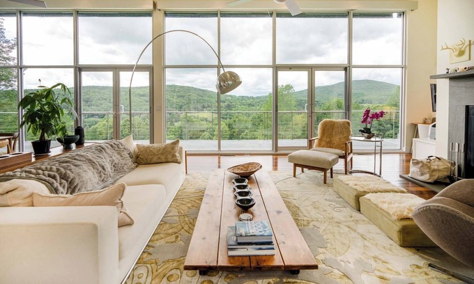 Denver Villa | Mountain Views, Hot Tub & Sauna near Roxbury