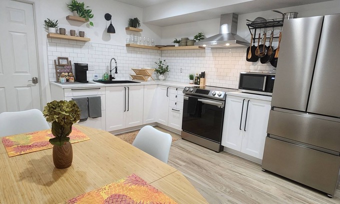 Bozeman Apartamento | Mountain views less than 1.5 miles from downtown Bozeman; NO cleaning fee!