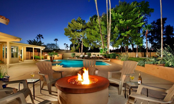 La Tierra Estates Casa | Mountain Views & Heated Pool/Spa & Amenities Galore!