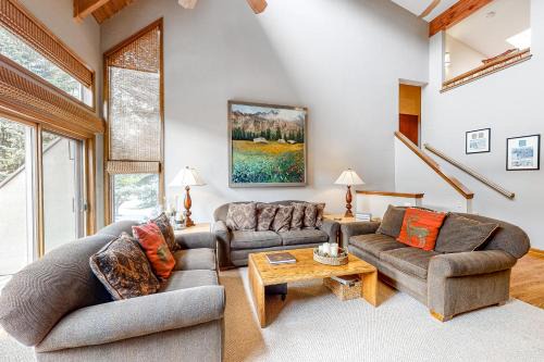 Eagle-Vail Casa | Mountains Retreat