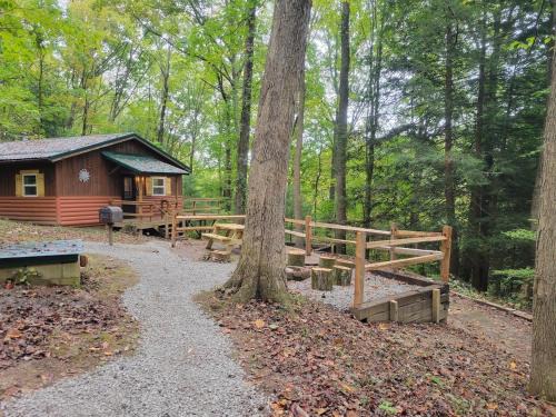 Rockbridge Casa | Mountainside Cabin, Secluded, Hot Tub, Lake Accessible