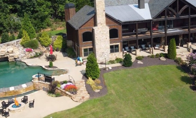 Cleveland Casa | Mountainside Manor l Custom pool & movie theater!