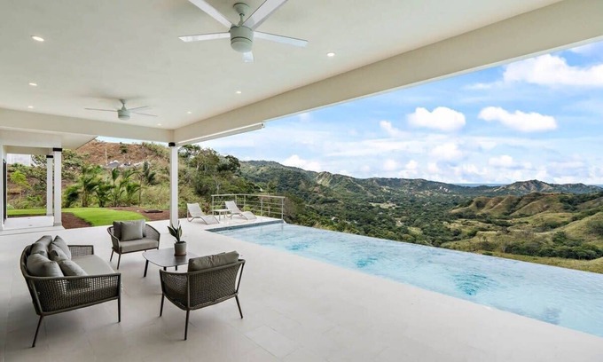 Coco Casa | Mountaintop 4-Bedroom with Pool, Huge Views