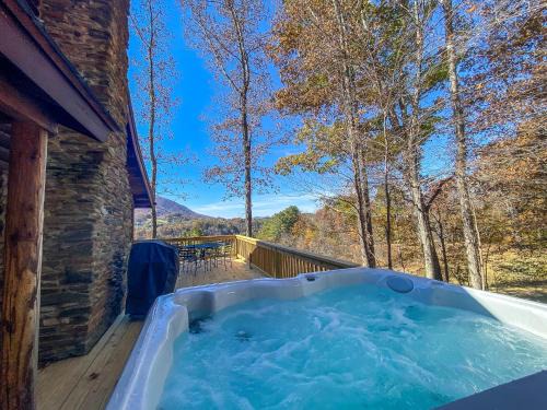 Lansing Casa | Mountaintop Meadows