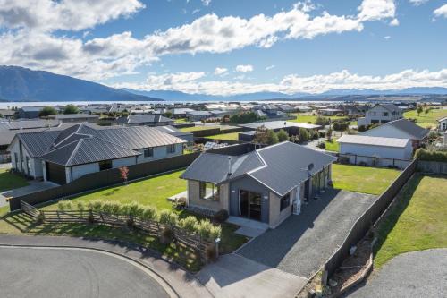 Te Anau Casa | Mountainview Escape - Te Anau Holiday House