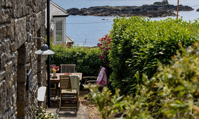 Mousehole Cabaña | Mousehole Cottage con impresionantes vistas al mar, estacionamiento privado y WiFi