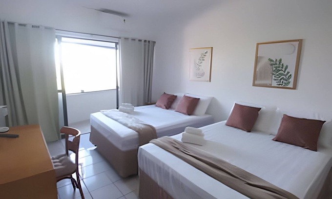Praia do Meio Apartamento | MoviHosts Ayambra