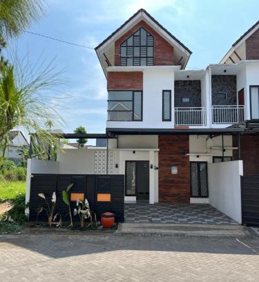 Dinoyo Villa | MP Villa Boulvard 43 Malang