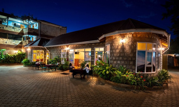 Arusha Hotel | Mrimba Palm Hotel