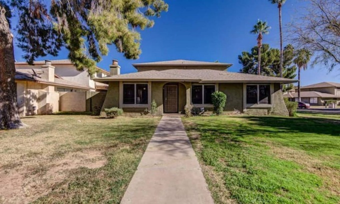 North Mountain Condominio | Msg for 5%off 3Bed 2Bath King QueenTwins 4BedsTotal Private Patio PHX