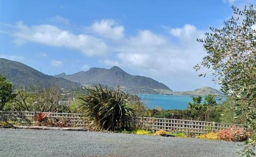 Whangarei Heads Apartamento | Mt Manaia View Holiday Studio