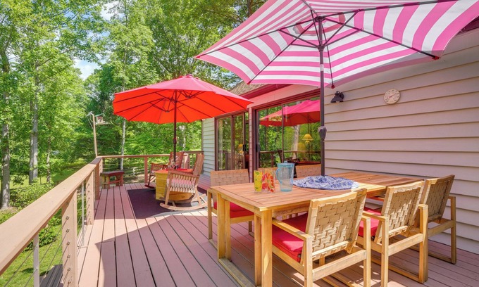 Nellysford Casa | Mtn & Lake Views: Serene Wintergreen Resort Escape
