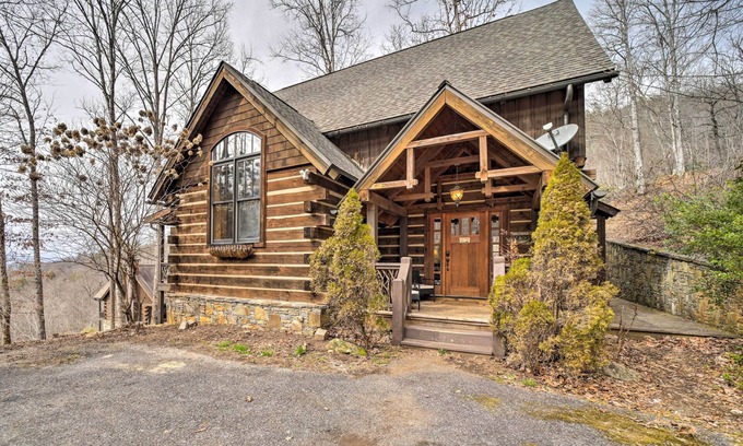 Franklin Cabina | Mtn-View Cabin: Deck, Grill & Fire Pit in Franklin