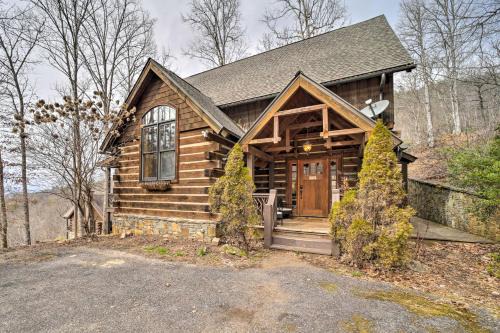 Franklin Casa | Mtn-View Cabin Deck, Grill and Fire Pit in Franklin