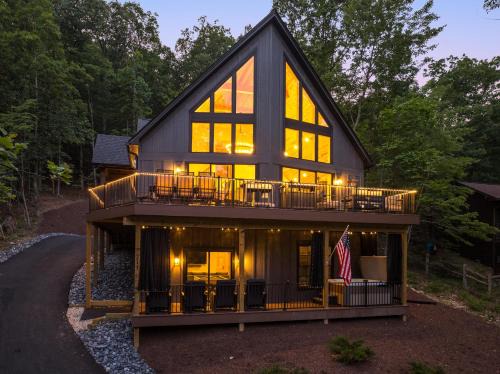 Massanutten Casa | Mtn Views - Hot Tub - Nature - Escape - Serenity