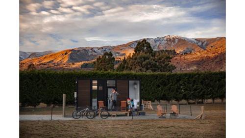 Arrow Junction Casa | Muddy Hill Moments by Tiny Away