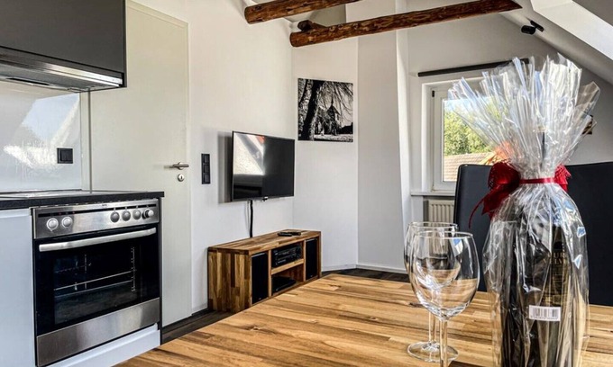 Rysum Apartamento | Mühlenkieker apartment in the historic terp village of Rysum in the immediate vicinity of the North Sea