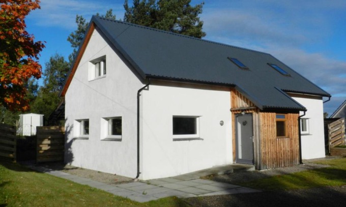 Nethy Bridge Casa | Muir Edge - Highland Holiday Homes