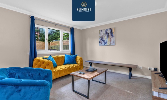 Glenisla Casa | Muirton 2 - 4 Rooms, 8 Single Beds