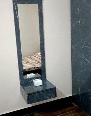 Chiplun Apartamento | Mukadam home stay