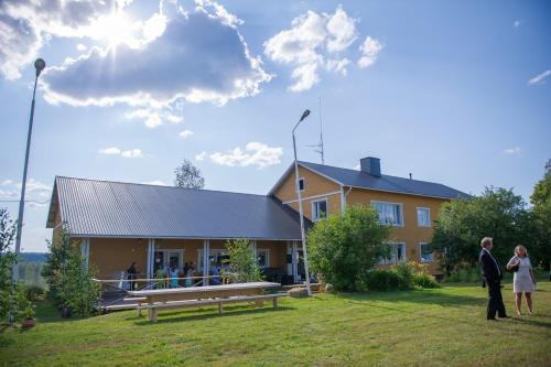 Paajarvi Cama Y Desayuno | Mulikan HillTon B&B
