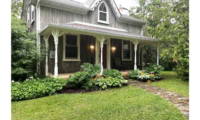Creemore Casa | Mulmur Getaway, outside of Creemore
